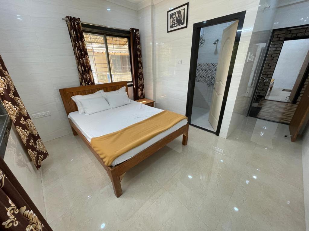 Hotel Phoenix Lonavala Exterior photo