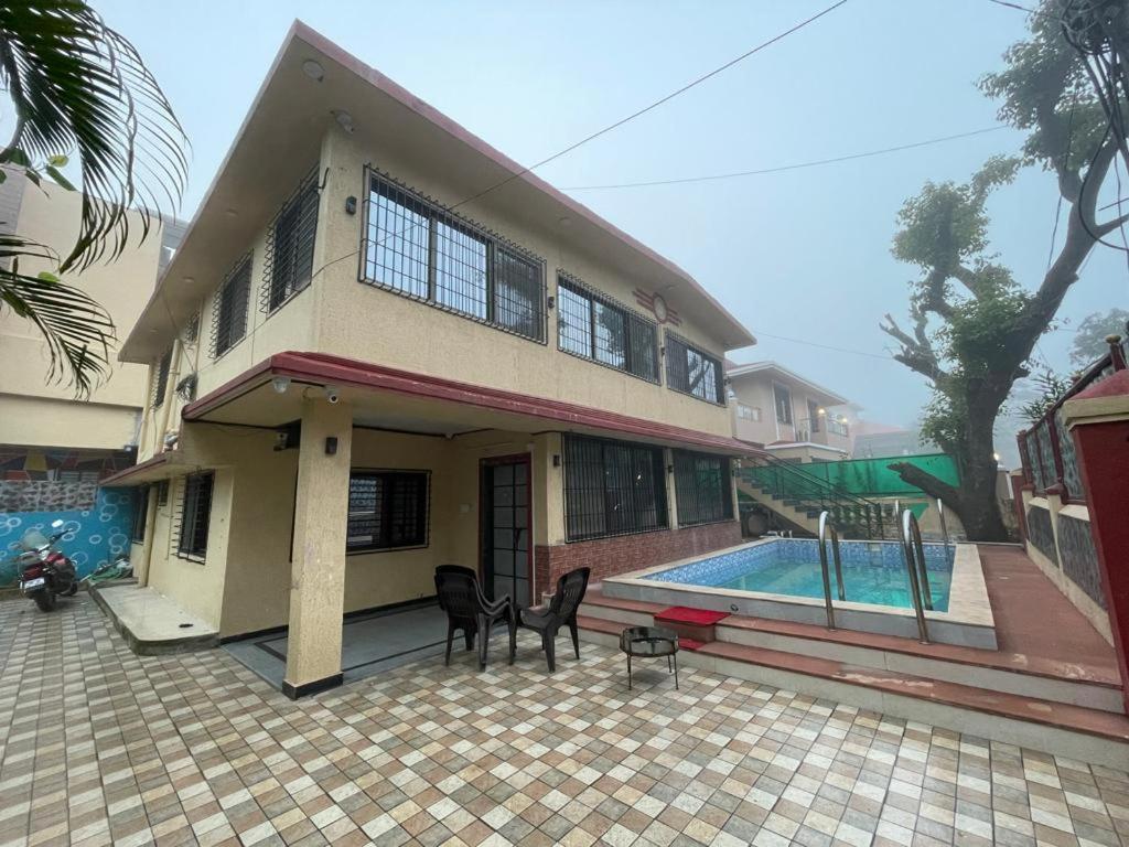 Hotel Phoenix Lonavala Exterior photo